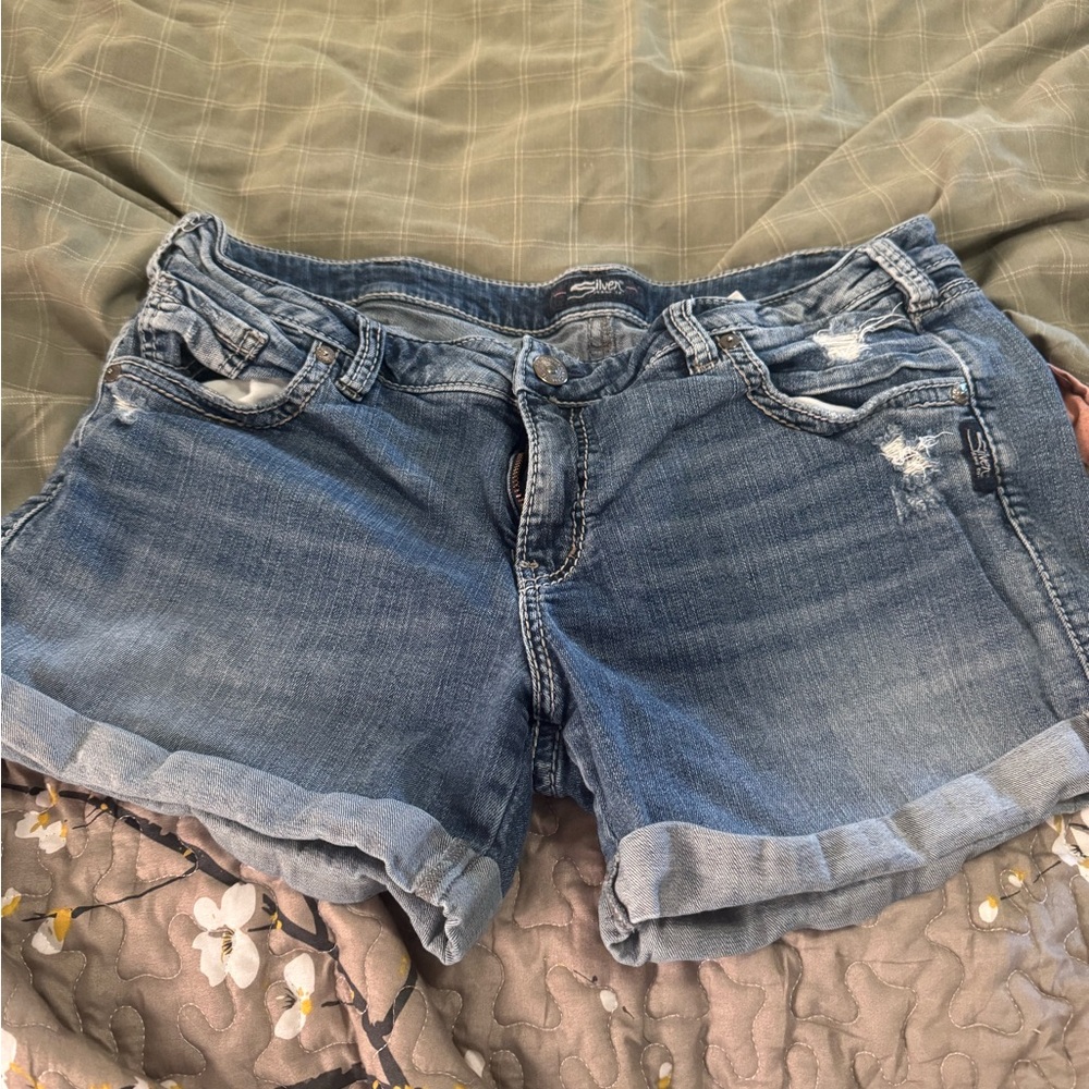 Silver Jeans Blue Jean Shorts Classic Cut-Off Style
